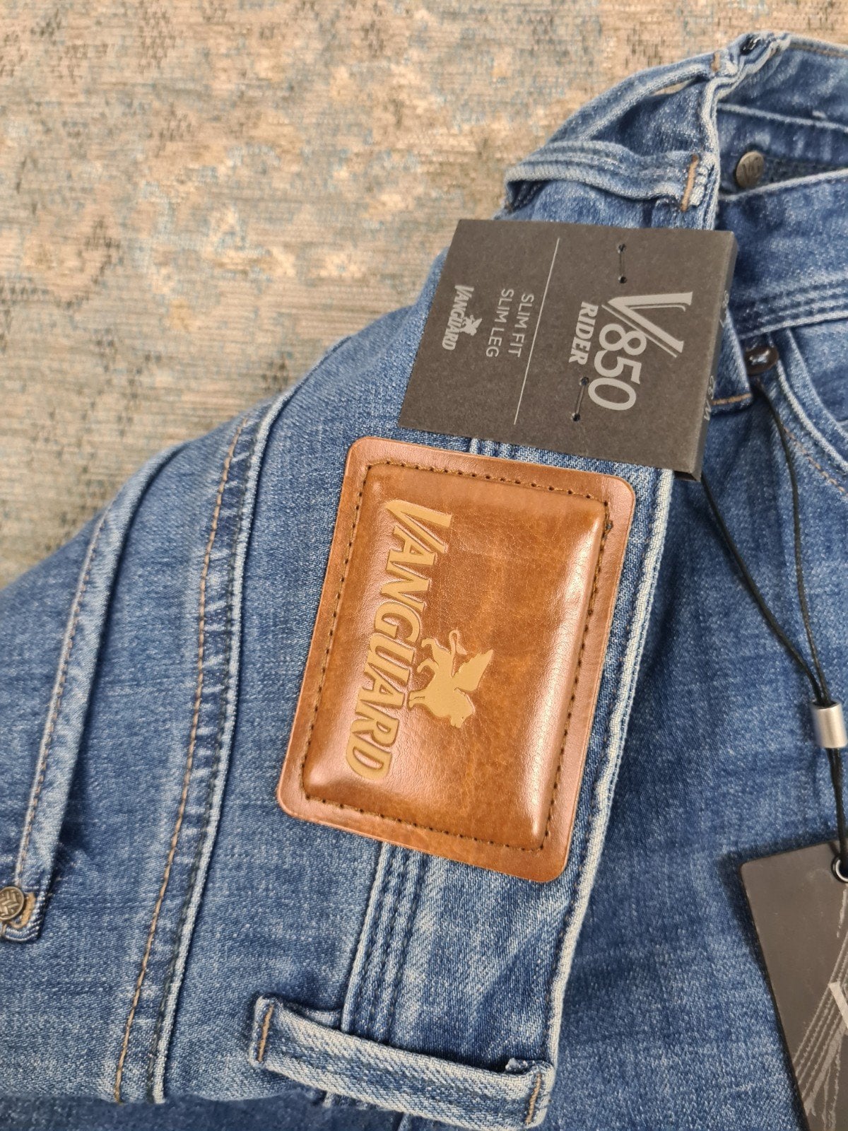 Vanguard V850 MBU W32 L36 NIEUW Slim STRETCH Bronno3236

Tai, New Yorkstraat 50, 1175 RD Lijnden, https://www.justbrands.nl/klantenservice