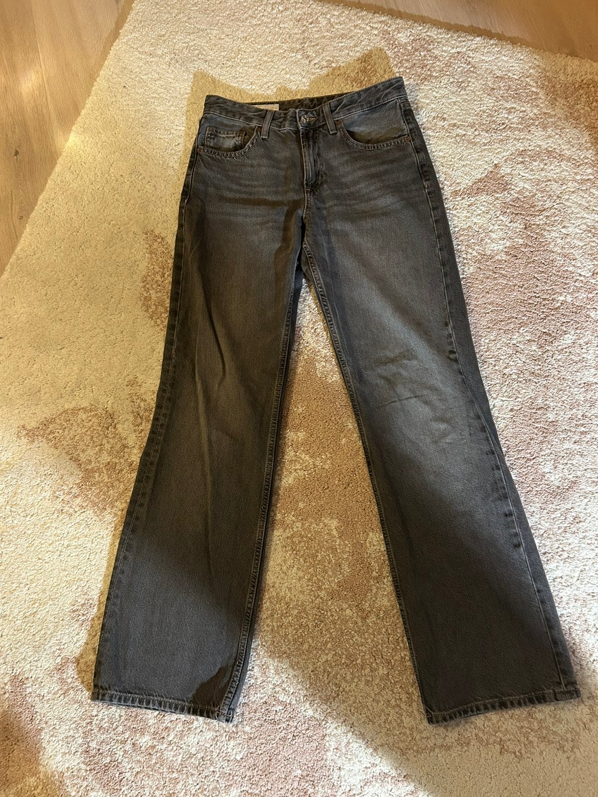 Straight leg jeans Zara, Ophalen of Verzenden, Zo goed als nieuw, Grijs, W30 - W32 (confectie 38/40)
