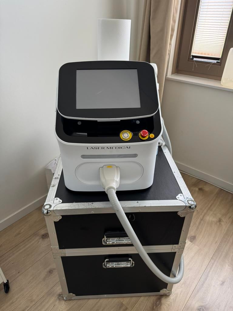 Diode ice laser lasermedical, Witgoed en Apparatuur, Persoonlijke-verzorgingsapparatuur, Zo goed als nieuw, Overige typen, Ophalen of Verzenden