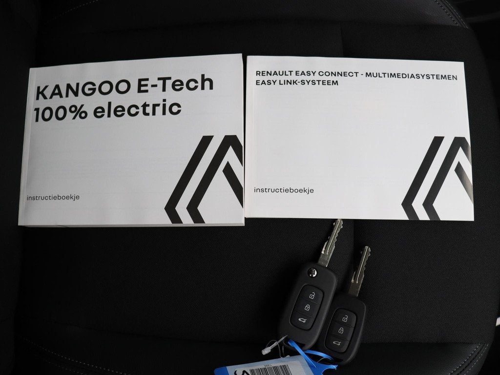Renault Kangoo E-Tech Advance 22 kW 44 kWh | Achteruitrijcam, Auto's, 12 maanden, Renault, 2 stoelen, Zilver of Grijs