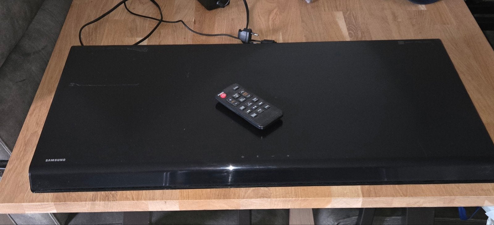 Samsung HW-H600 Soundbase Zwart - Werkt naar behoren, Ophalen of Verzenden, D, D, D