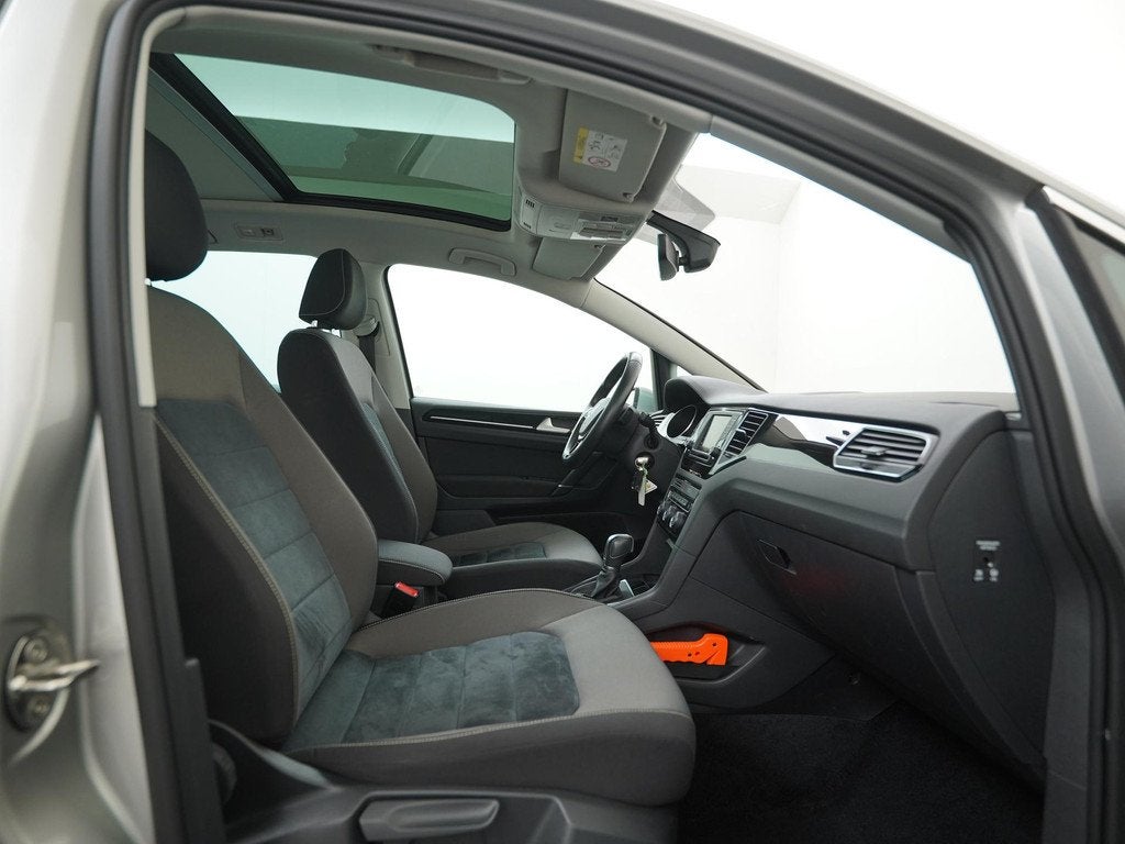 Volkswagen Golf Sportsvan 1.4 TSI Connected Series | Panoram, 12 maanden, Gebruikt, Euro 6, 4 cilinders