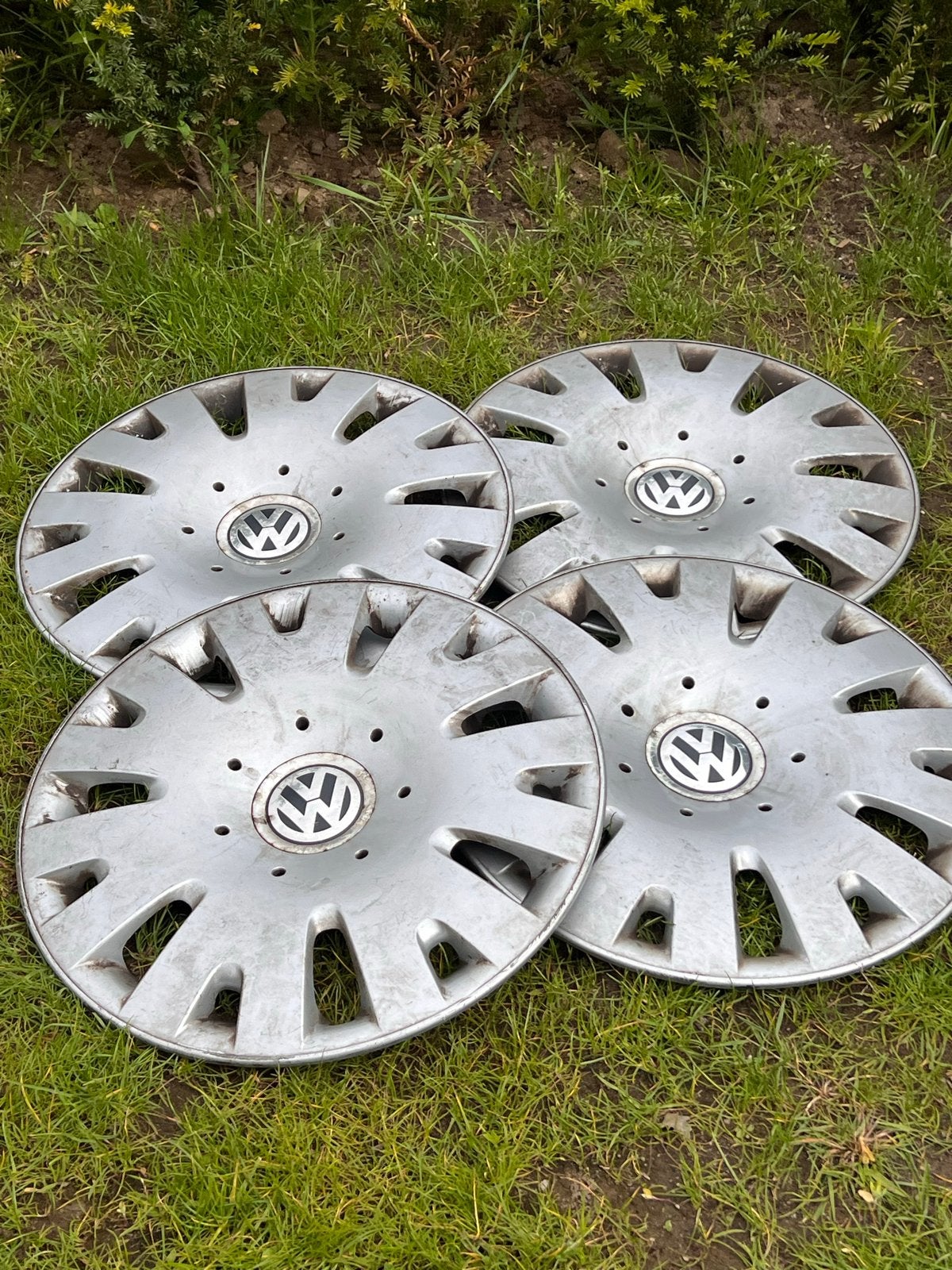 Set van 4 Volkswagen wieldoppen, Ophalen, Gebruikt