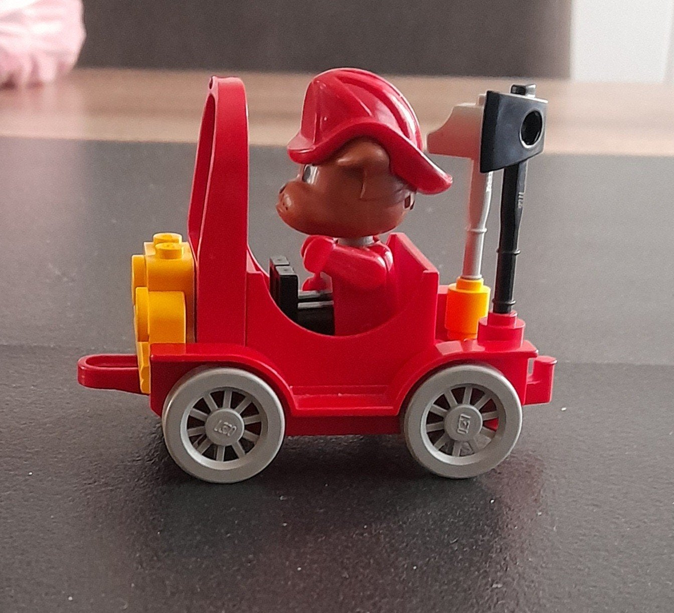 Lego Fabuland Brandweerauto 3797 met Barty Bulldog, Ophalen of Verzenden