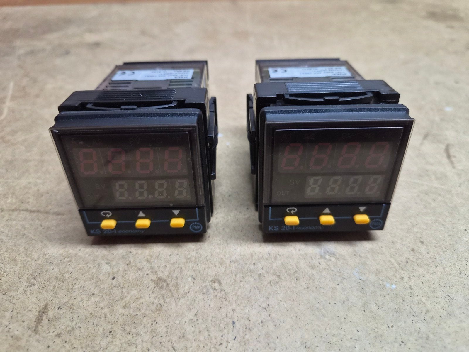 Temperatuur regelaar PMA, Hobby en Vrije tijd, Elektronica-componenten, Verzenden, Zo goed als nieuw