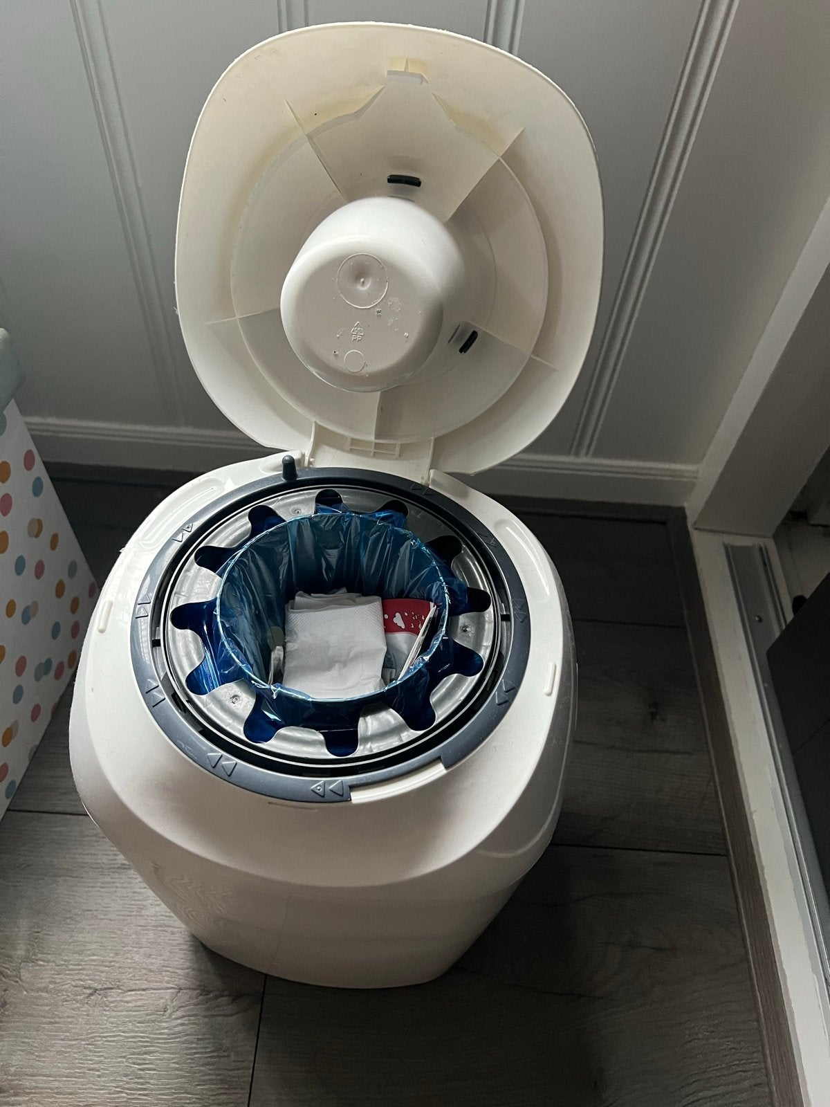 Tommee Tippee Sangenic Luieremmer incl navul zakjes, Ophalen of Verzenden, Gebruikt