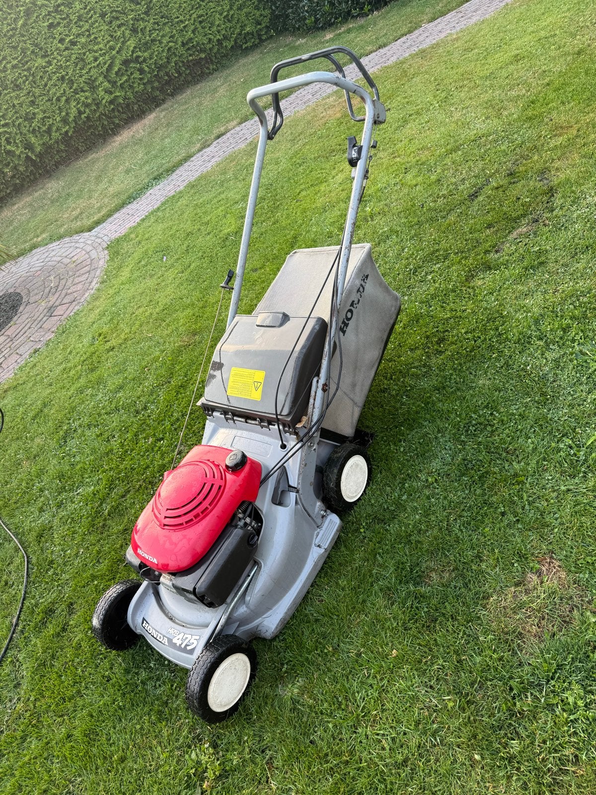 Nette Honda HRB 475 Benzine Grasmaaier met Opvangbak, Ophalen, Cirkelmaaier, Gebruikt, 40 t/m 49 cm