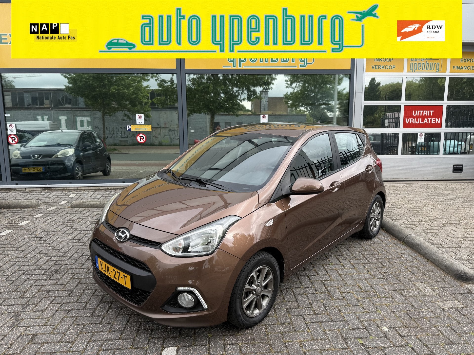 Hyundai i10 1.0i i-Motion Comfort Plus * 112.785 Km * Airco, Auto's, Voorwielaandrijving, Euro 5, Stof, Gebruikt