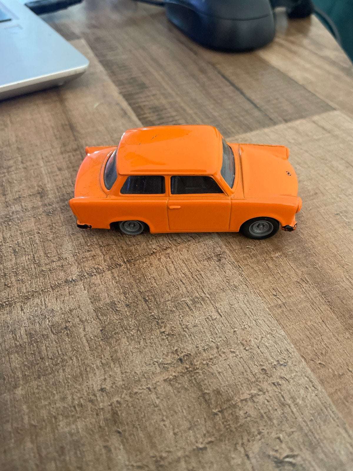 Vitesse Trabant 601 Oranje Modelauto - Made in Portugal, Ophalen of Verzenden, Gebruikt, Auto, Overige merken