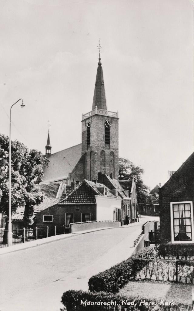 Moordrecht – Ned. Herv. Kerk., Verzamelen, Ansichtkaarten | Nederland, Ophalen of Verzenden, 1960 tot 1980, Gelopen, Zuid-Holland
