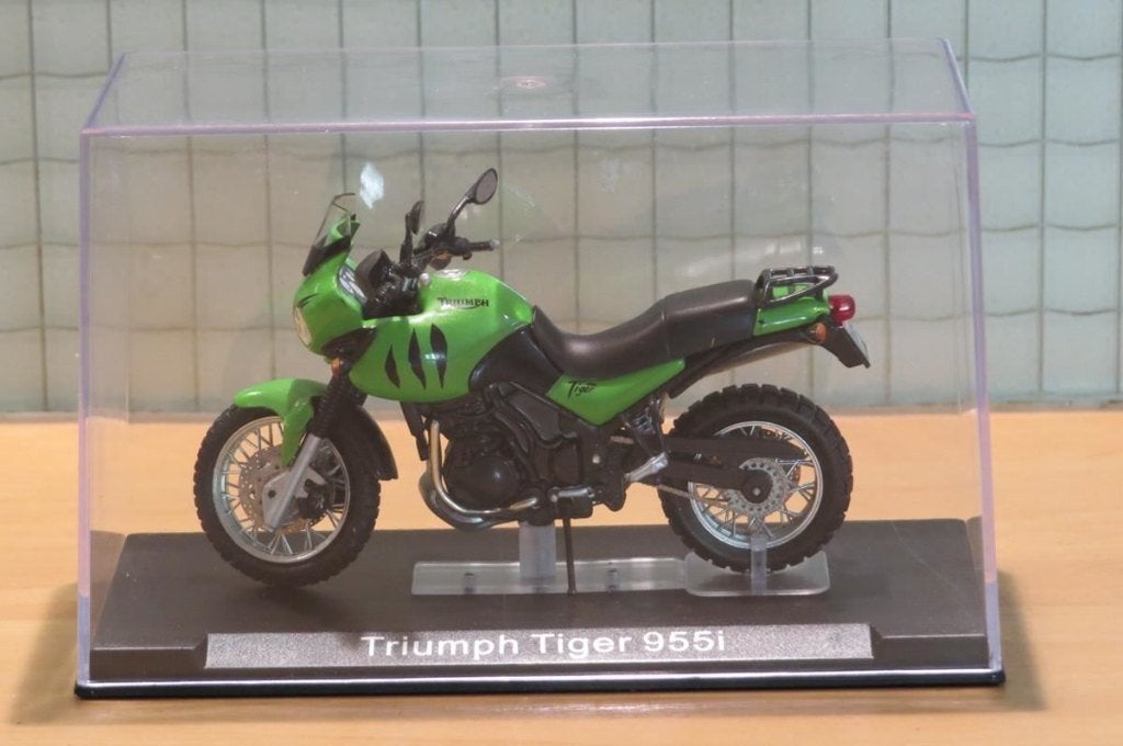 Triumph Tiger 955i 1:24, Serviceclientele@altaya.be, Nieuw, Ophalen of Verzenden, Motor