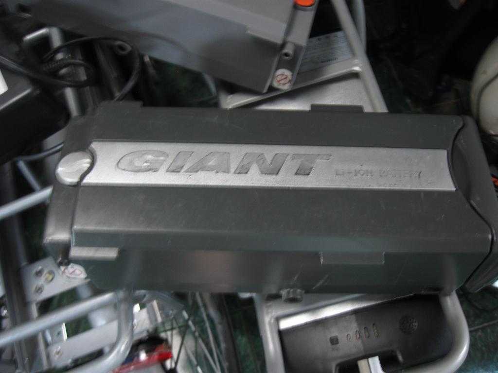 Accu's en laders Giant twist 24 volt, Ophalen of Verzenden, Gebruikt