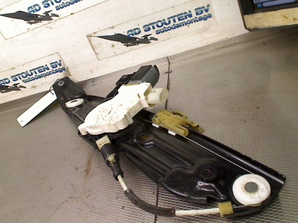 Raammechaniek Elek Rechts Achter BMW 5 serie (F10) 242889100, Auto-onderdelen, Gebruikt, Petuelring 130, München 80809, , Duitsland