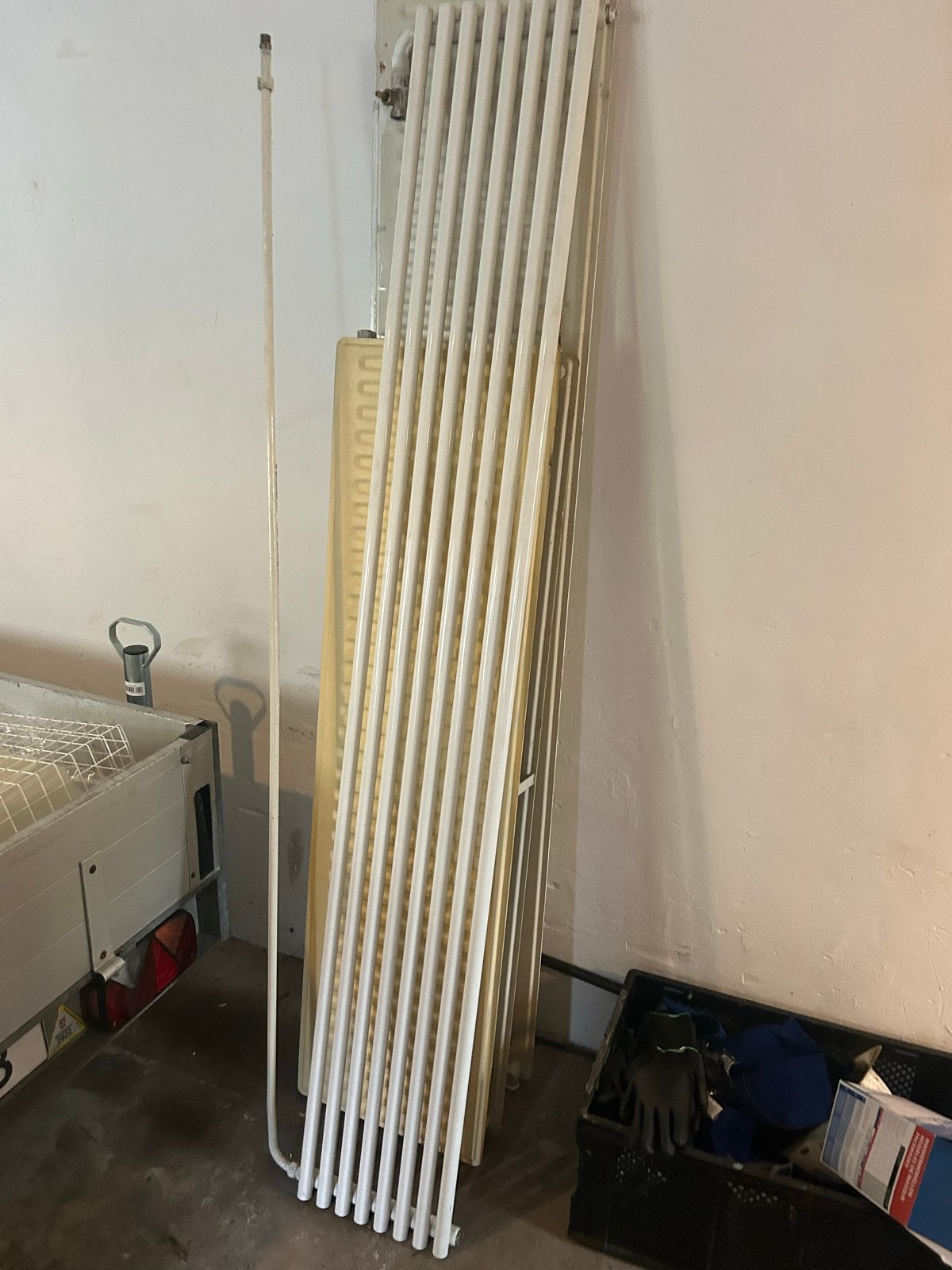 Gratis af te halen: Diverse radiatoren, Doe-het-zelf en Verbouw, Ophalen, Gebruikt, Radiator, 60 tot 150 cm
