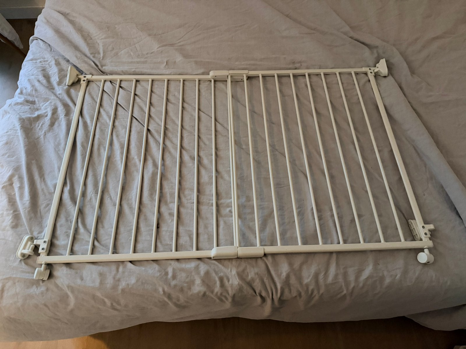 Uitschuifbaar traphekje, 82-130 cm., Ophalen, Zo goed als nieuw, 115 cm of meer, Metaal of IJzer