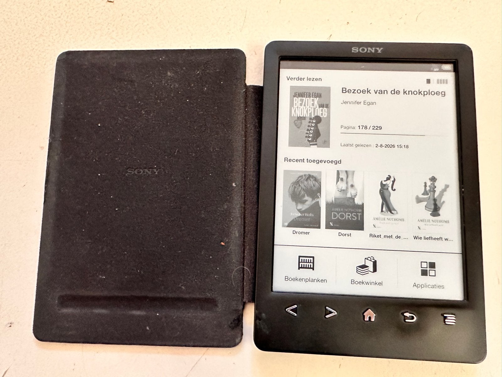 Sony Reader PRS-T3 e-reader met origineel hoesje, Computers en Software, E-readers, Gebruikt, 6 inch of minder, Ophalen of Verzenden