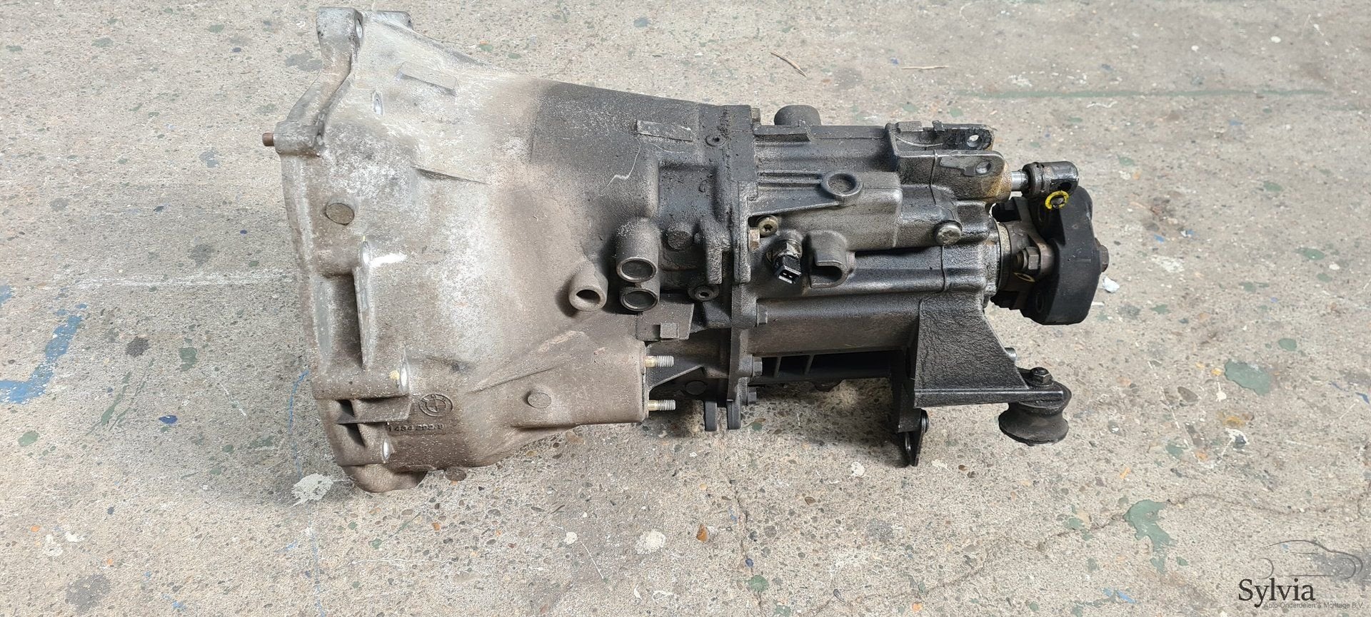 Foto 4 van Versnellingsbak Handbak 5 bak BMW 3 serie E36 E46 M43 M44 N4