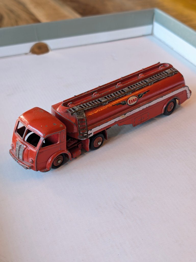 Dinky Toys 32C Tracteur Panhard & Citerne Titan 'Esso', Hobby en Vrije tijd, Ophalen of Verzenden, Gebruikt, Dinky Toys