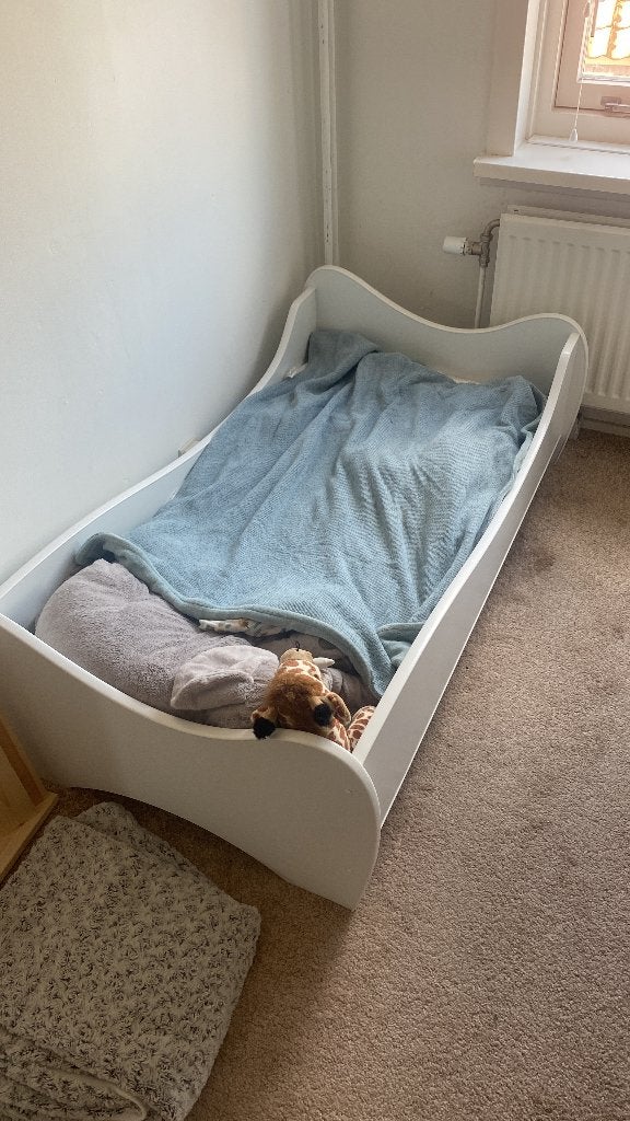 Peuter bed, Ophalen, Zo goed als nieuw, 140 tot 160 cm, 70 tot 85 cm