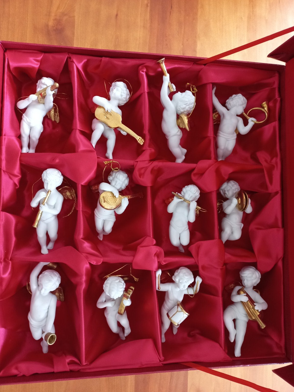 Kerstengeltjes met vergulde instrumenten, Diversen, Ophalen, Zo goed als nieuw