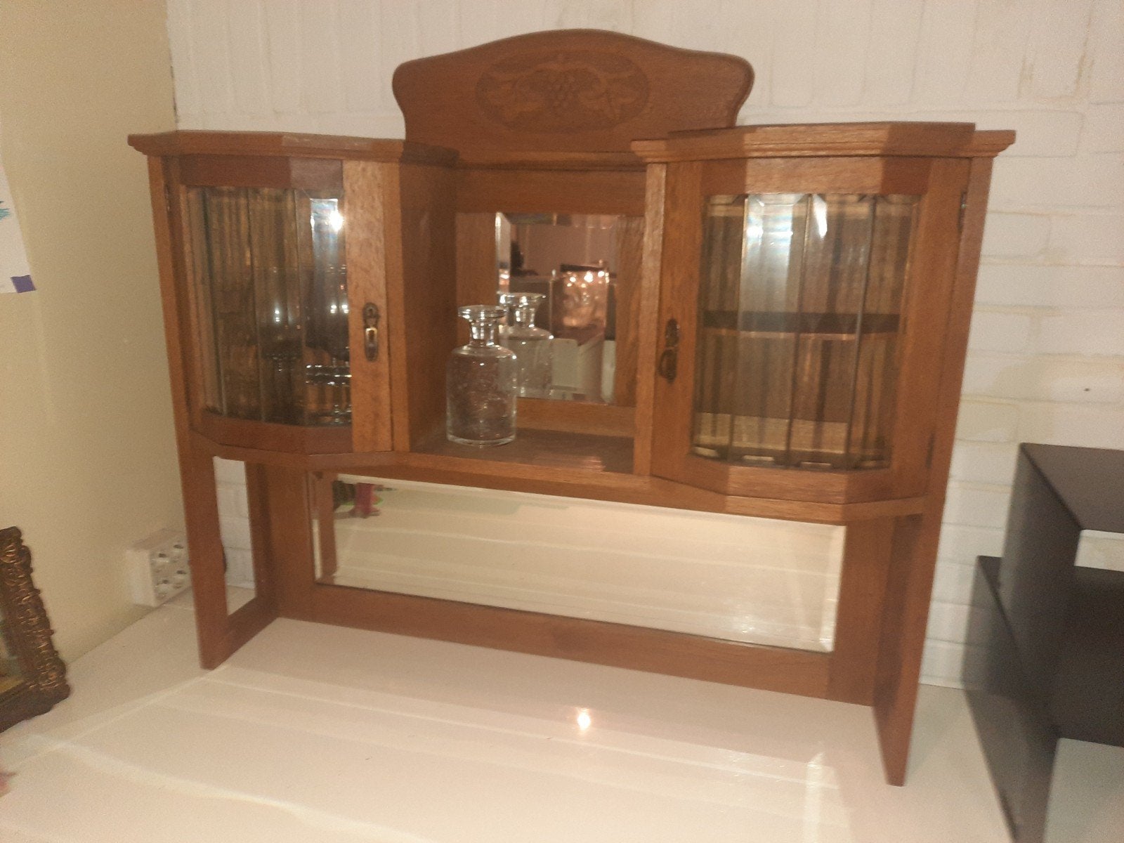 bovenkant antieke buffetkast, br 1 meter, h  75 cm en 20 cm, Ophalen, 25 tot 50 cm, Minder dan 100 cm