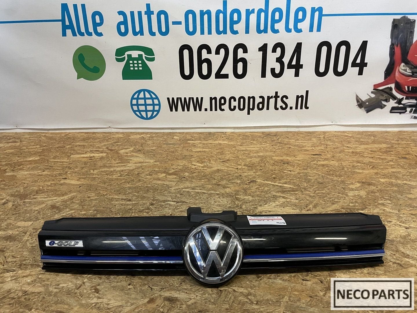 VW GOLF 7 7.5 E-GOLF GRILL ORIGINEEL 5G0853651Q, Gebruikt, -, Volkswagen, -