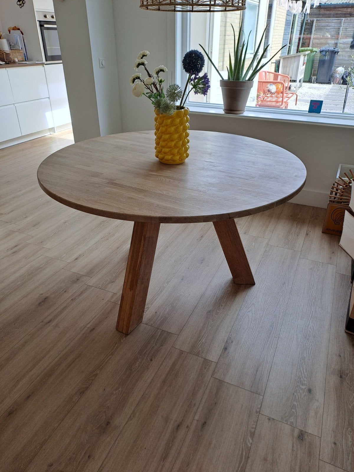 Ronde, houten eettafel + stoelen, Huis en Inrichting, Ophalen, Rond, 100 tot 150 cm, 100 tot 150 cm