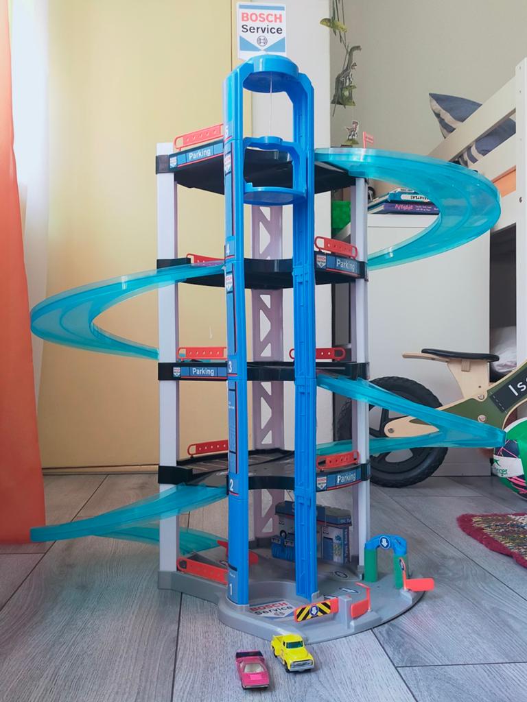 Bosch Service Parkeergarage met spiraalbaan, Kinderen en Baby's, Speelgoed | Speelgoedvoertuigen, Ophalen of Verzenden, Gebruikt