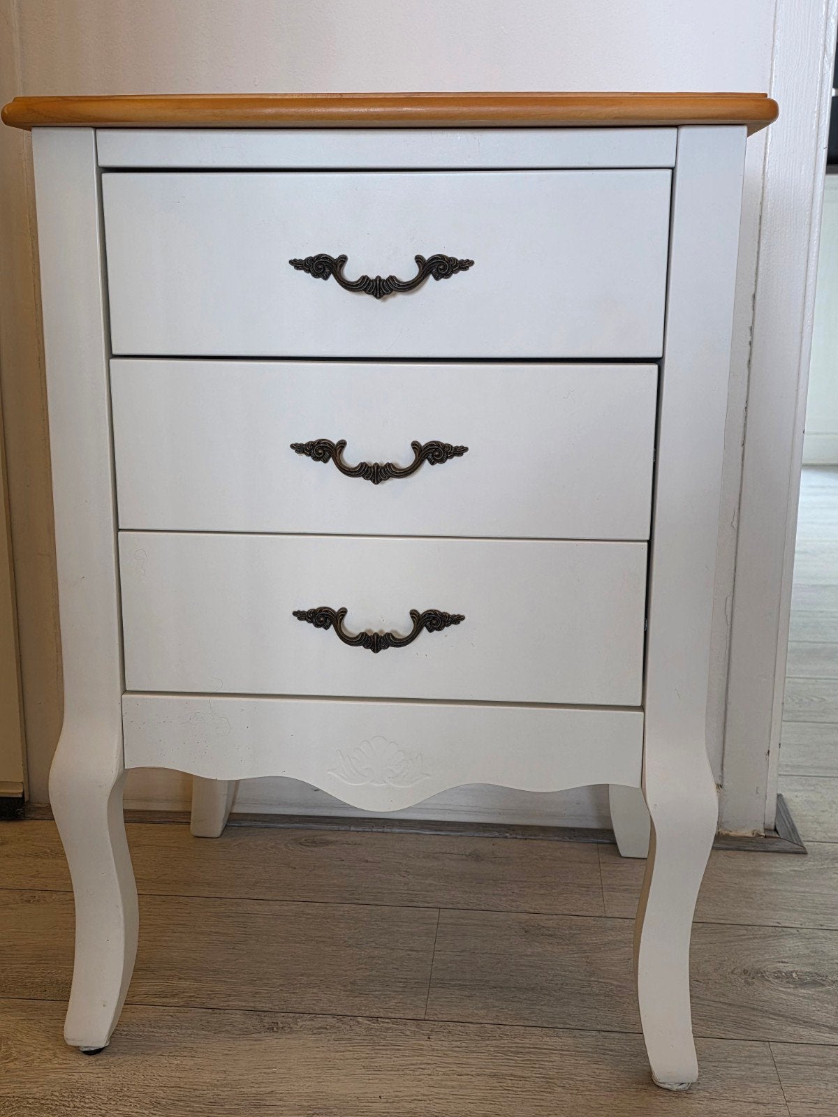 Nachtkastje/ halkastje met 3 lades - Wit met houten blad, Huis en Inrichting, Ophalen, Zo goed als nieuw, 45 tot 65 cm, 70 cm of meer