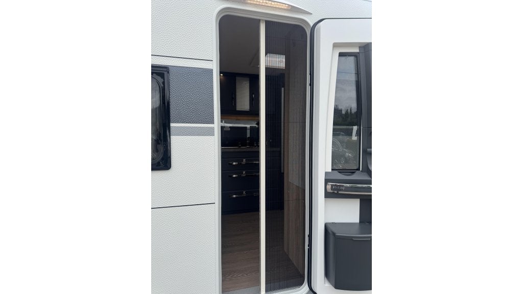 Foto 19 van Hobby De Luxe 460 UFE 2026 NIEUW!