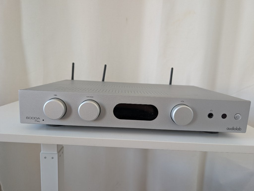 Audiolab 6000A Play + B&W 606 S2 Anniversary wit (2022), Losse componenten, Zo goed als nieuw, Speakers, Ophalen