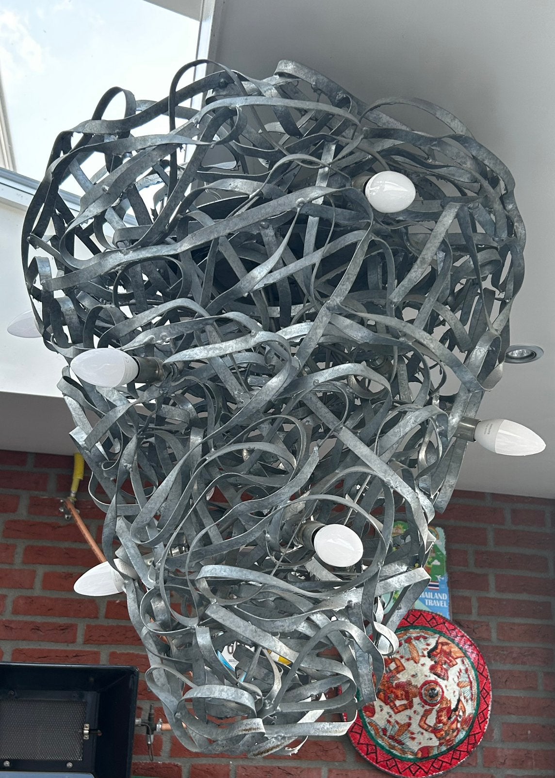 Metalen gekrulde hanglamp van Maroeska Metz, Ophalen, Gebruikt, Metaal
