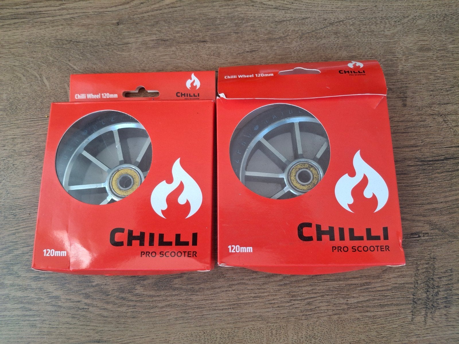 Dit is een Chilli Pro Scooter stuntstepwiel, 2 stuks
specifi, Ophalen of Verzenden, Zo goed als nieuw, Gewone step, Chilli pro scooter