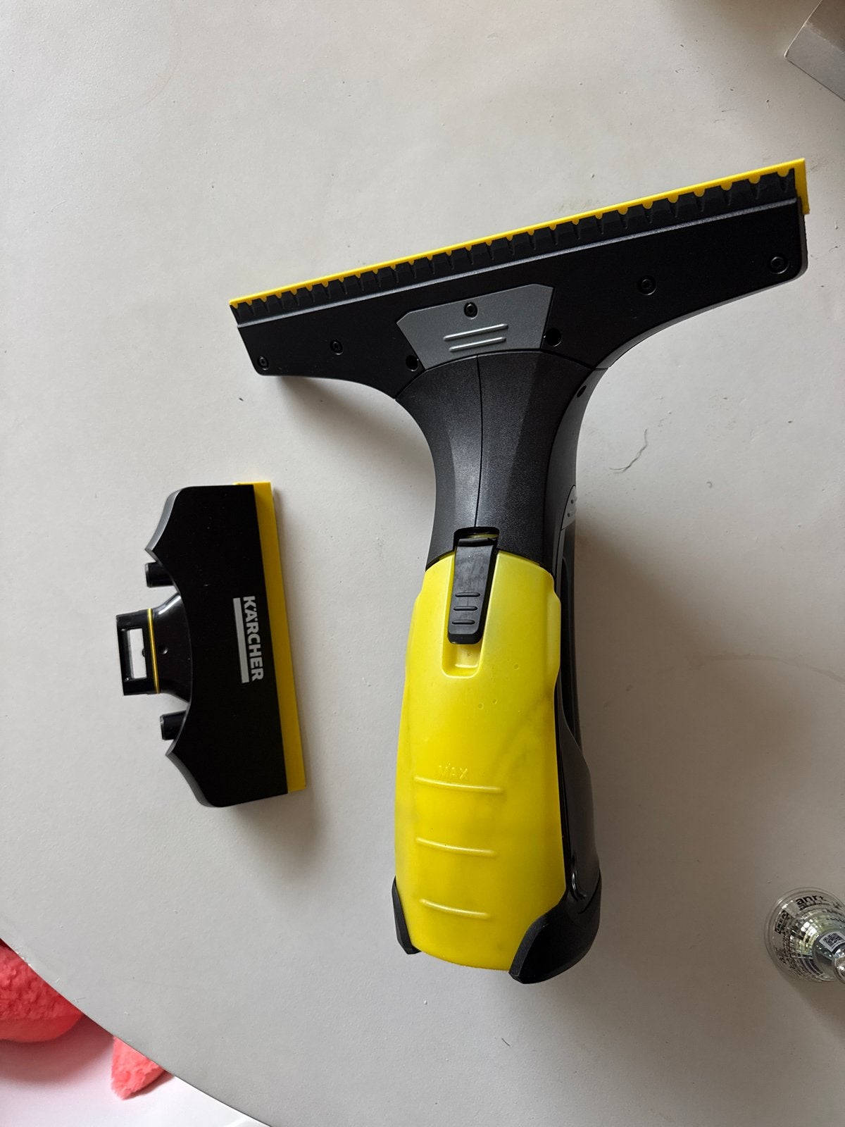 Kärcher WV 2 Plus N Raamwisser met oplader, Ophalen of Verzenden, Raamwisser of Trekker