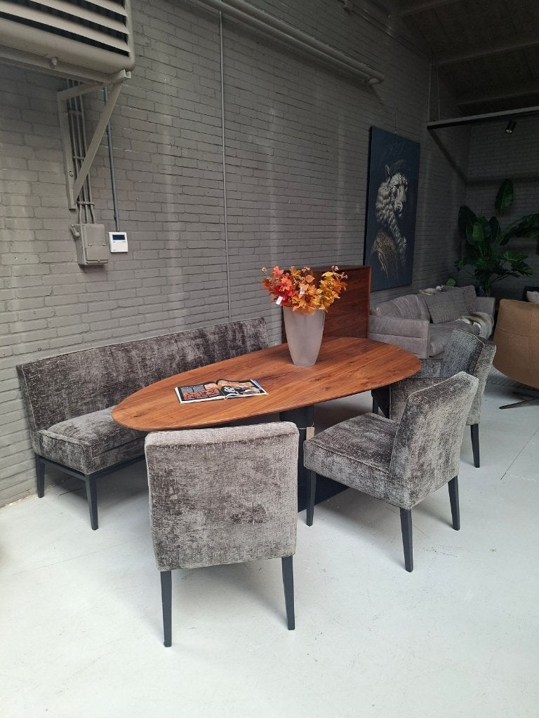 Eettafelbank en 3 stoelen Marina PMP Furniture €1399,-, Ophalen, Nieuw, Stof, Vijf, Zes of meer stoelen