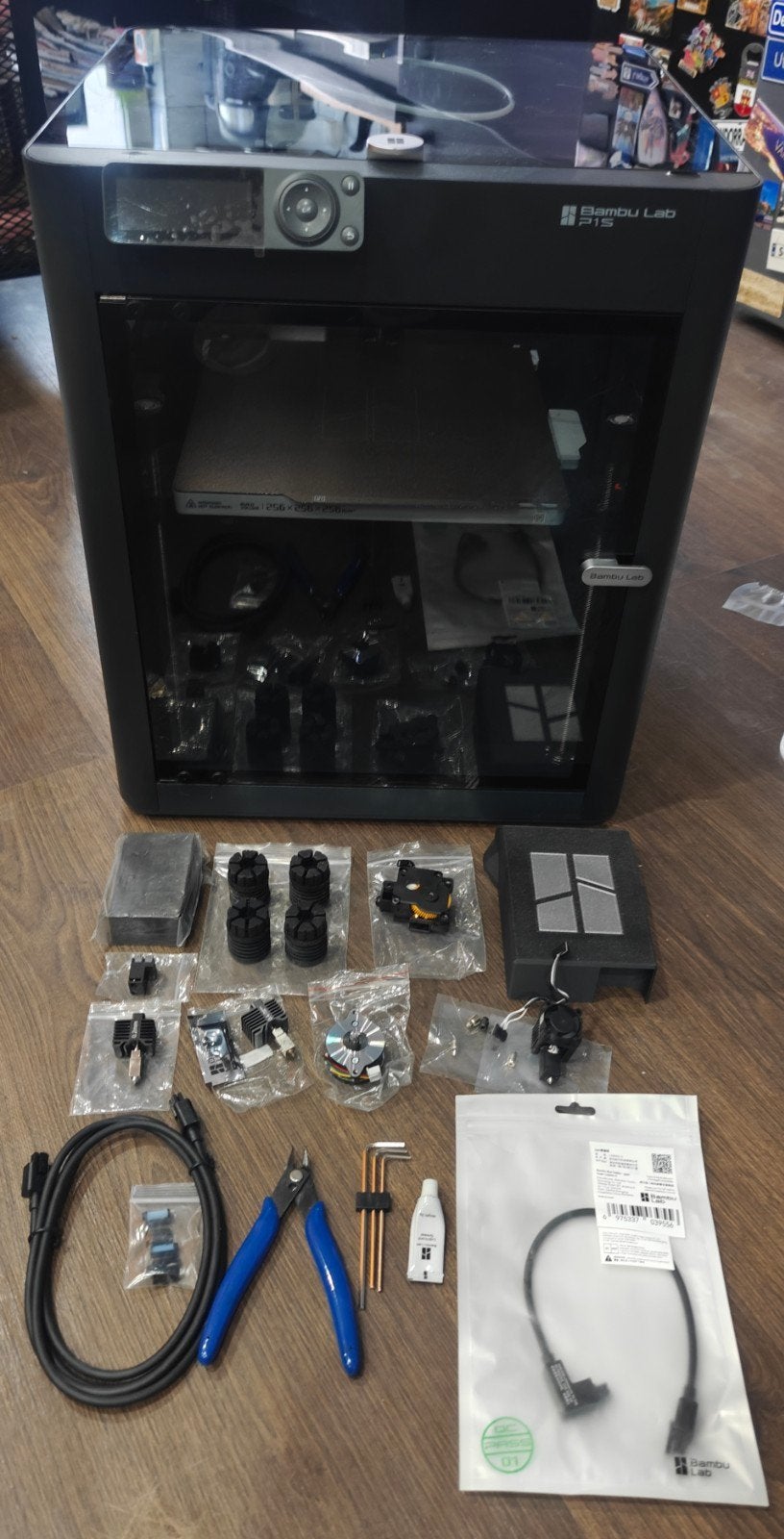 Bambu Lab P1S met vele upgrades en accessoires, Computers en Software, 3D Printers, Ophalen, Zo goed als nieuw, Filament, Ingebouwde Wi-Fi