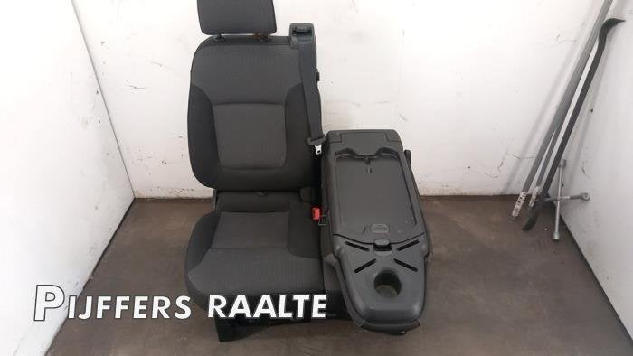 Bank rechts-voor van een Renault Trafic, Gebruikt, -, Renault, -