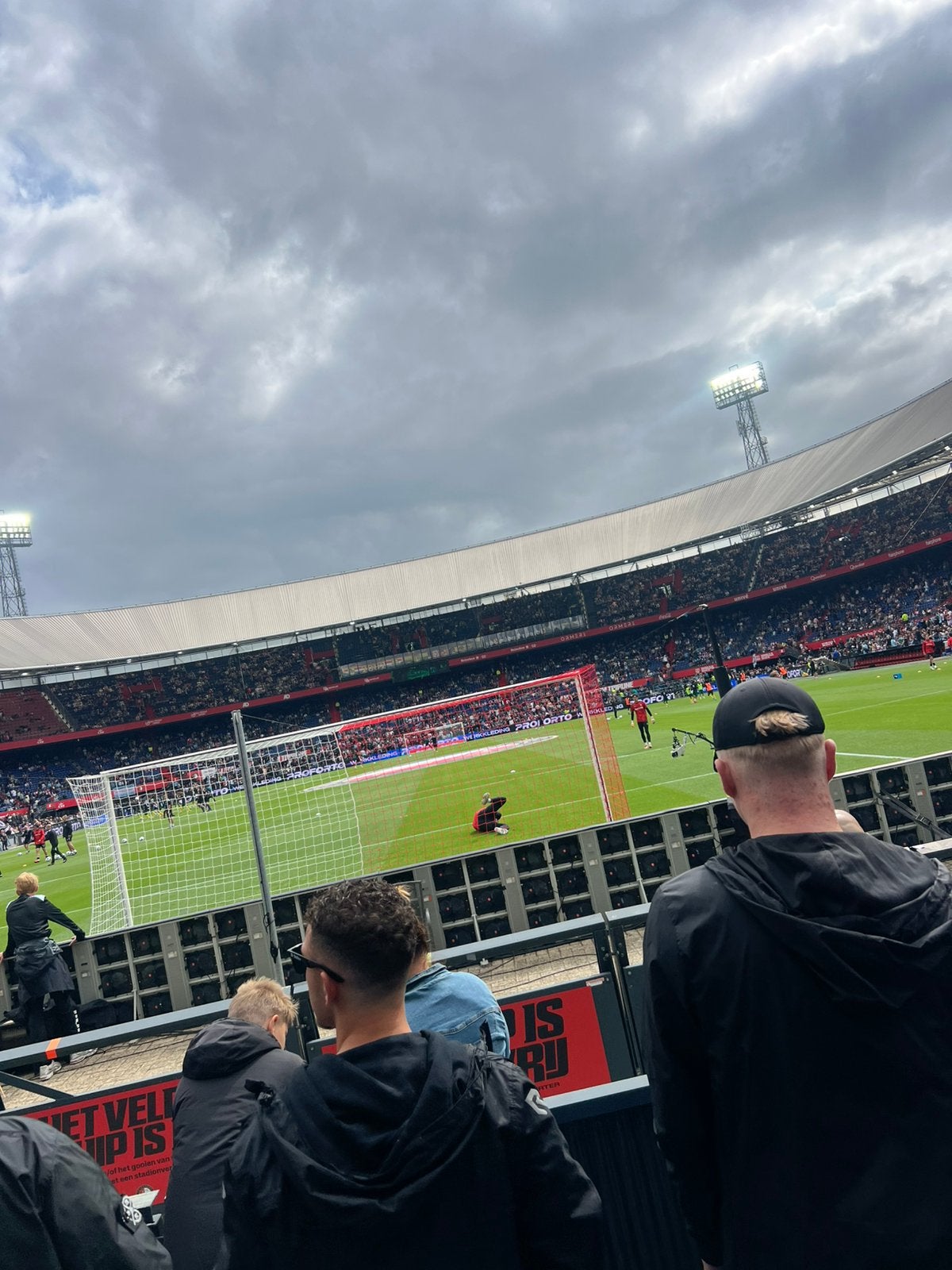 GEZOCHT: 2 seizoenskaarten vak X, Seizoenskaart, Twee personen, Mei