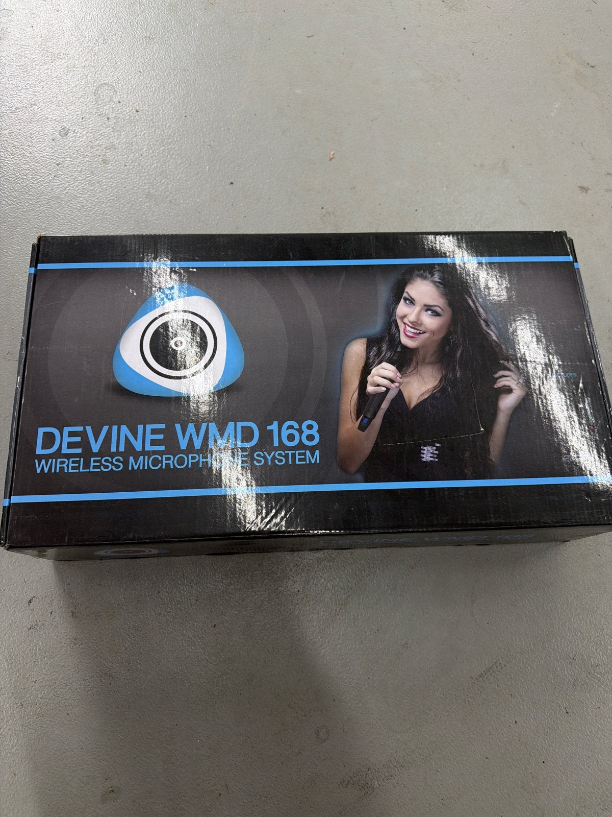 Devine WMD 168 Draadloze Microfoon Set - Compleet, Ophalen of Verzenden, Zo goed als nieuw, Zangmicrofoon, Draadloos