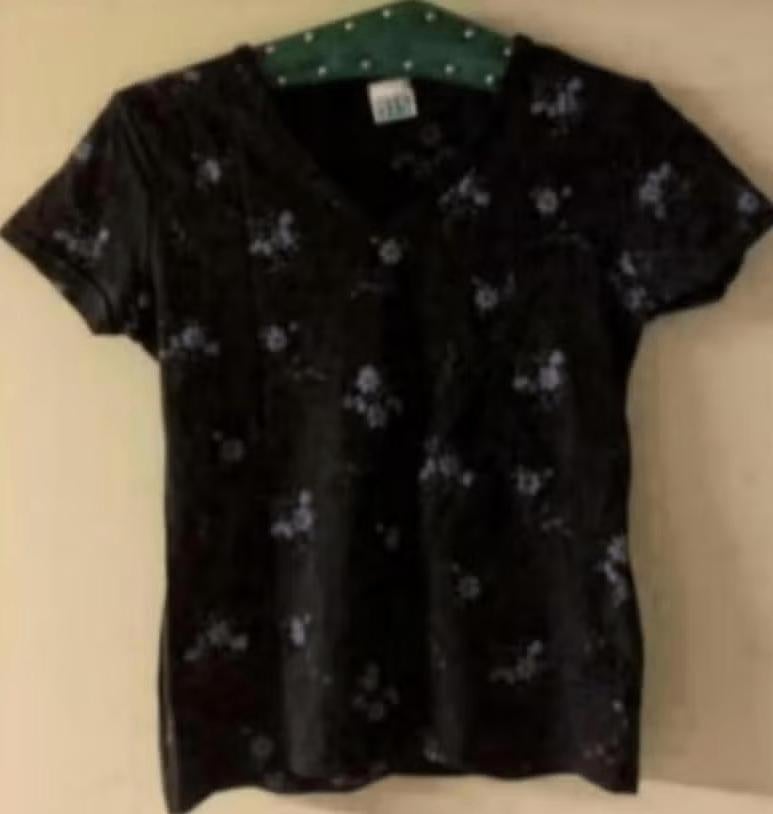 Zwarte top bloemen, shirt t-shirt; new look 915; 164 17, Kinderen en Baby's, Kinderkleding | Maat 170, Ophalen of Verzenden, Zo goed als nieuw