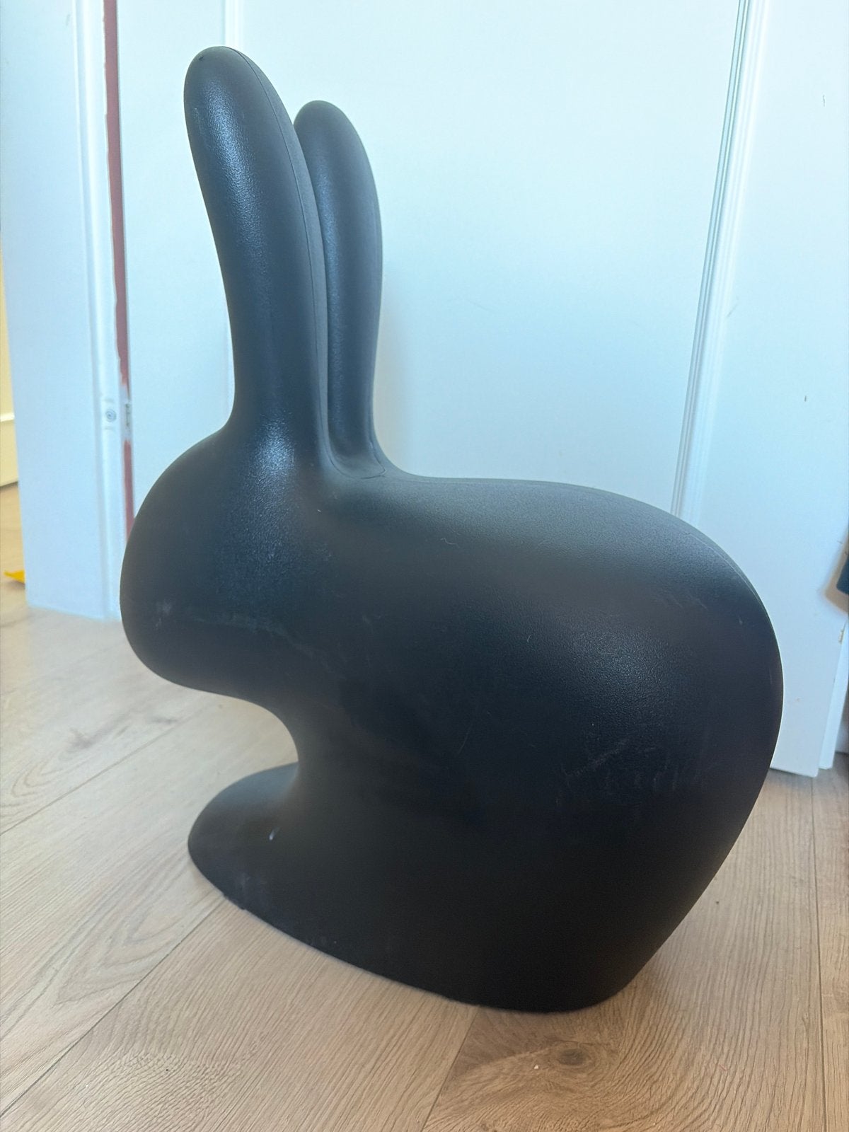 Qeeboo Rabbit Chair - Zwart Design Konijn Stoel, Ophalen, Kunststof, Zwart, Nieuw