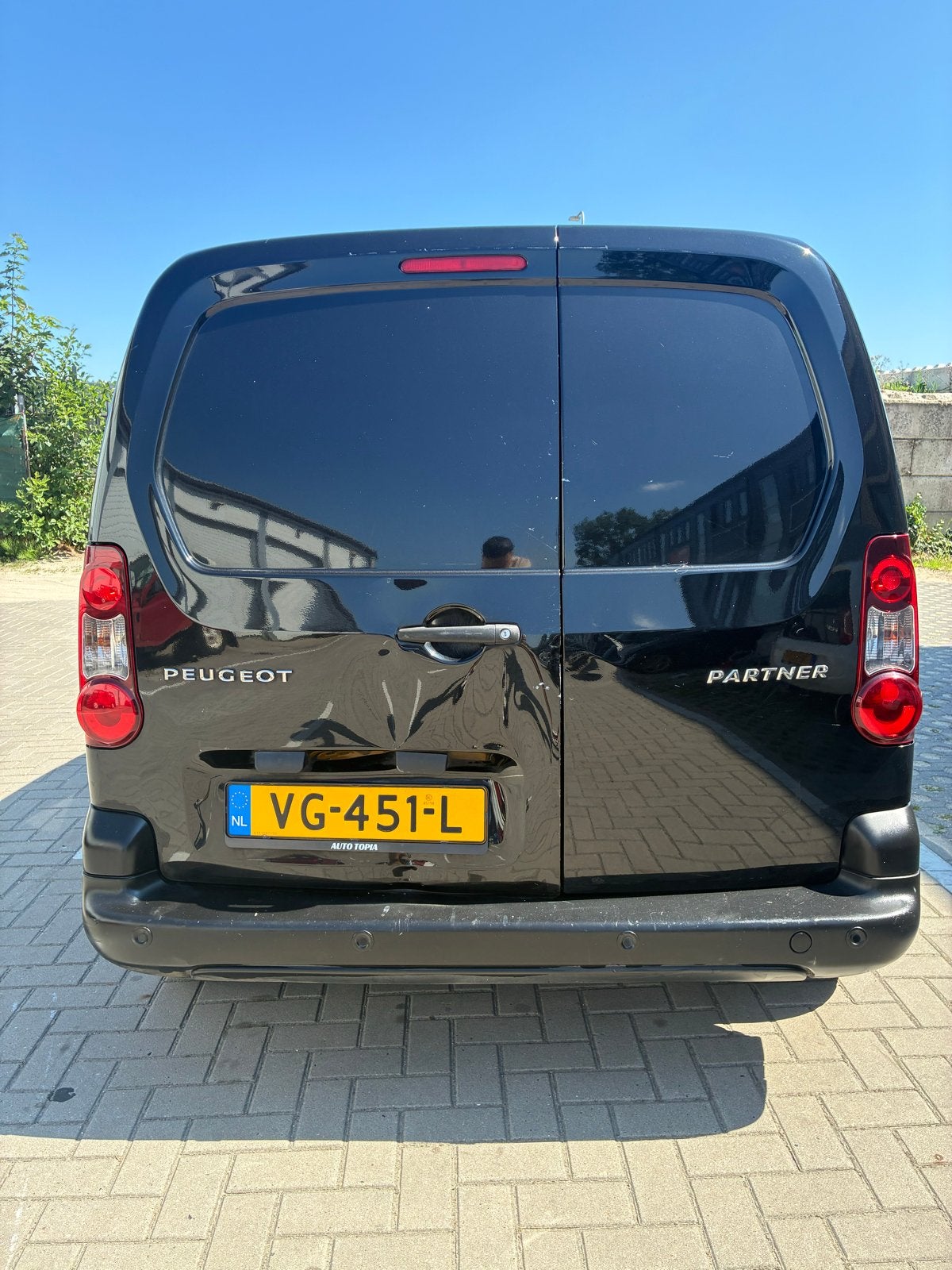 Peugeot Partner 1.6 HDI 66KW 2013, Auto's, Bestelauto's, 4 cilinders, 1264 kg, Zwart, Origineel Nederlands