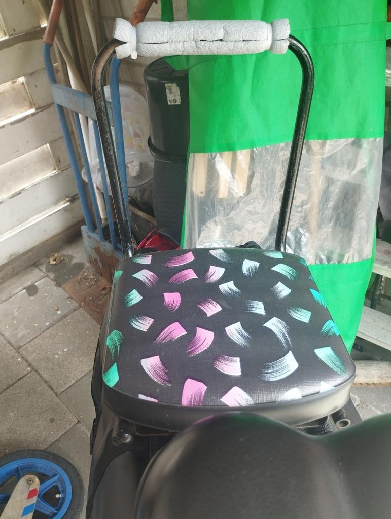 Fietsstoeltje Achterop, Fietsen en Brommers, Snorfietsen en Snorscooters, Ophalen of Verzenden, Gebruikt, Tomos