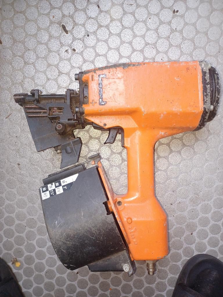 Pneumatisch Nagelpistool Holz-Her, Ophalen of Verzenden, Gebruikt