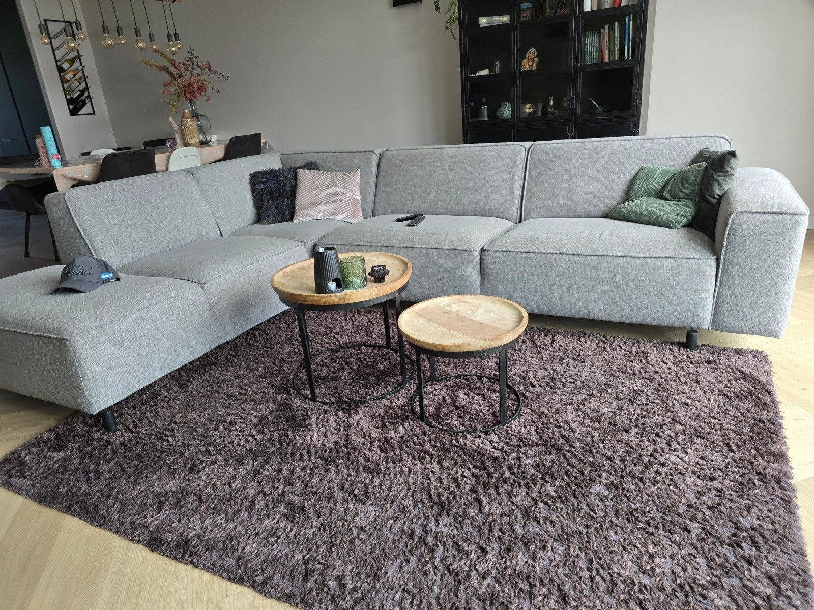 Groot karpet tapijt, Huis en Inrichting, Stoffering | Tapijten en Kleden, Ophalen, Bruin, 200 cm of meer, Zo goed als nieuw