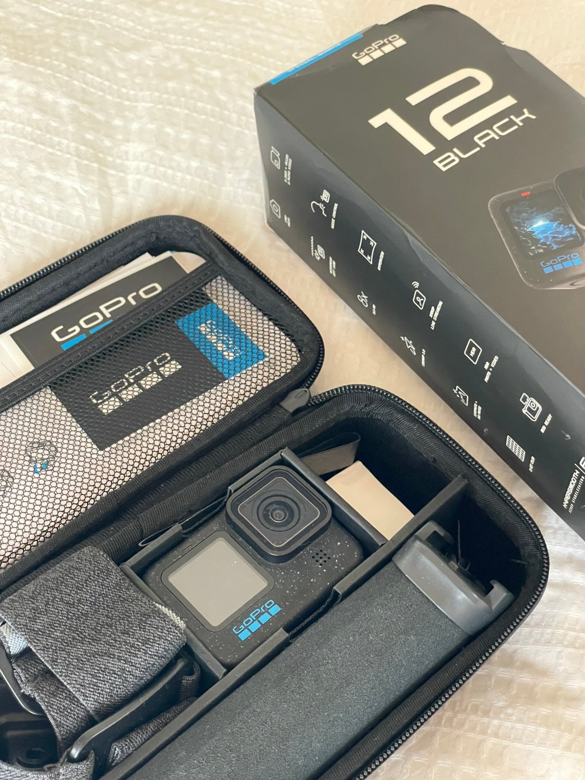 Foto 2 van GoPro Hero 12 nieuwstaat Adventure Kit + Camux extra’s