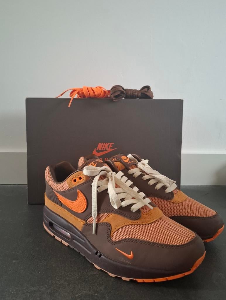Air Max 1 Kingsday maat 43, Kleding | Heren, Schoenen, Zo goed als nieuw, Overige kleuren, Ophalen of Verzenden