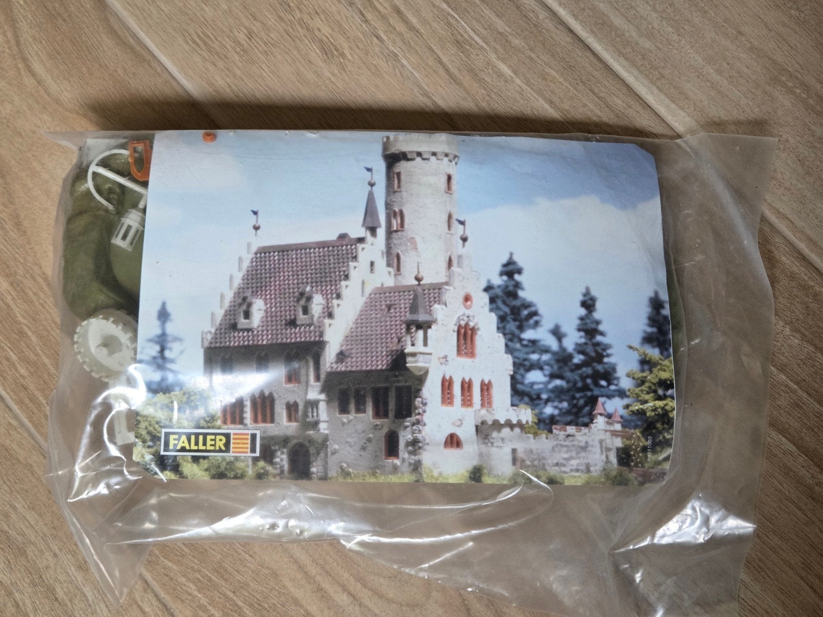 Faller 232242 Burcht - Nieuw in verpakking, Hobby en Vrije tijd, Modeltreinen | N-Spoor, Ophalen of Verzenden, Nieuw, Brug, Tunnel of Gebouw