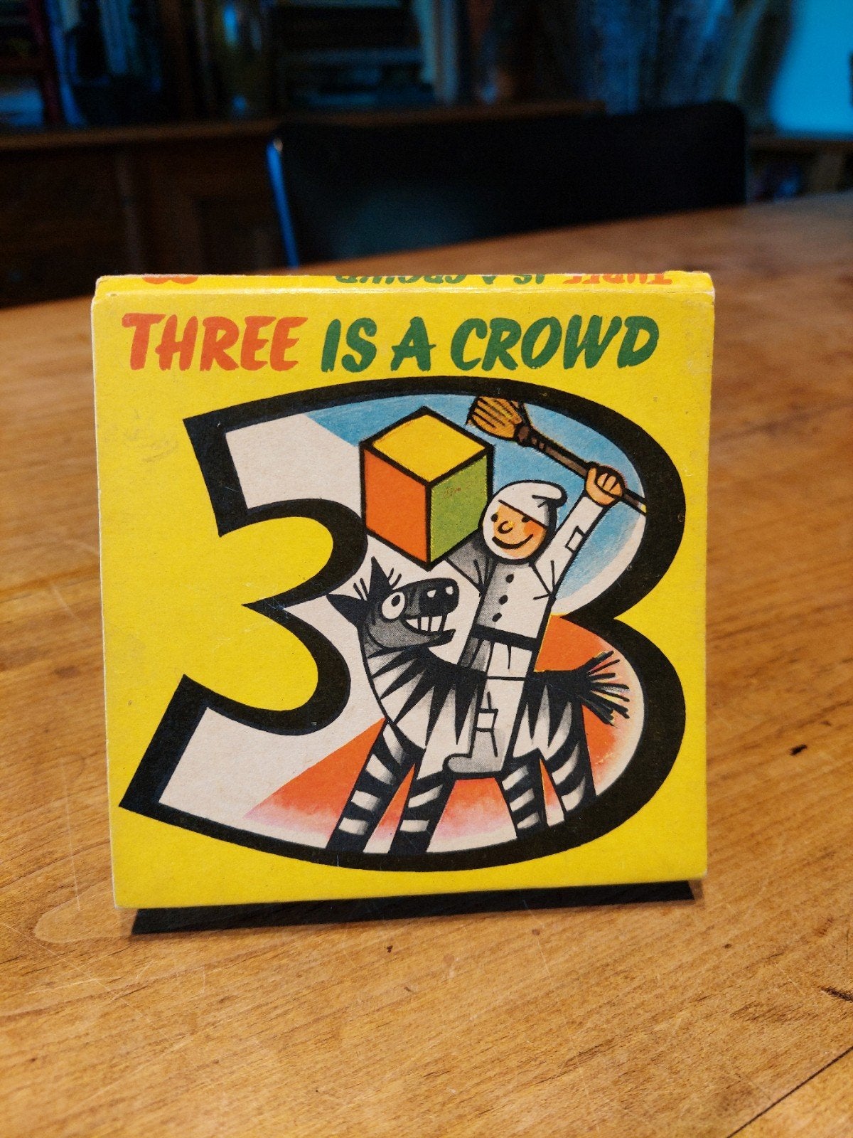 Three is a crowd. V. kubasta 1963., Ophalen of Verzenden