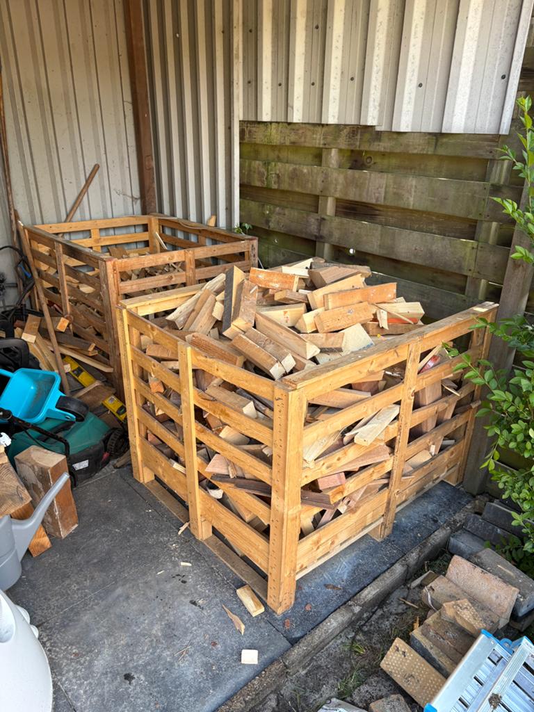 Brandhout ongveer 1 á 1,5 kuub, Tuin en Terras, Haardhout, Minder dan 3 m³, Ophalen, Overige houtsoorten, Blokken